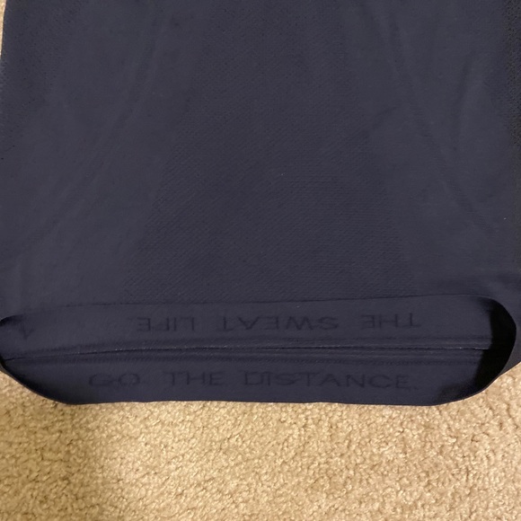 Lululemon Tank - Picture 4 of 4